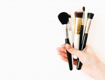 pinceaux pour appliquer illuminateur de teint